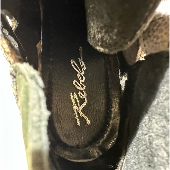 Rebel Calista Charcoal/Black Distressed Leather Ankle Bootie Sz 8 Buckle Western - Picture 8 of 11